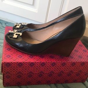 Black Tory Burch Lowell wedge 9.5